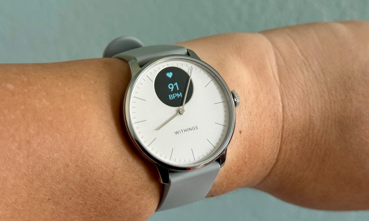 Withings ScanWatch Light watch face showing BPM.