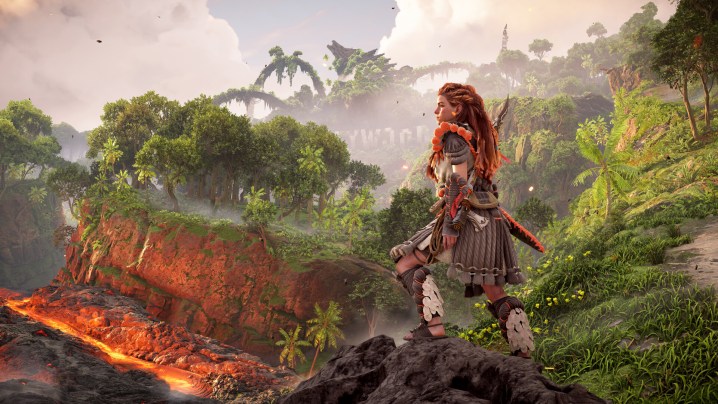 Aloy standing in front of the Hollywood sign in Horizon Forbidden West.