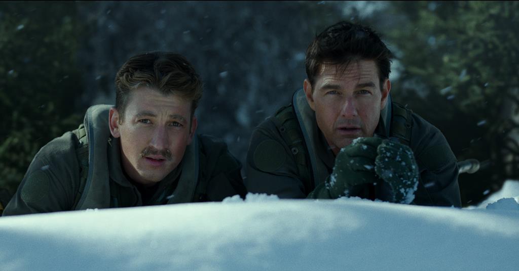 Miles Teller and Tom Cruise in Top Gun: Maverick.