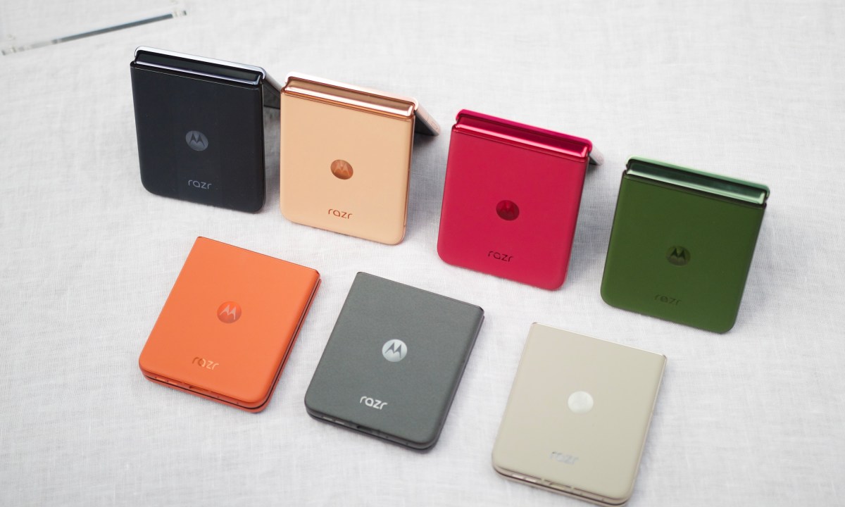 All of the colors for the Motorola Razr 2024 and Motorola Razr Plus 2024.