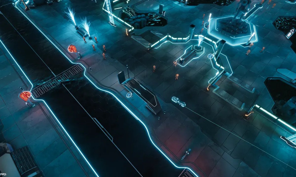 A light cycle moves through a street in Tron: Catalyst.
