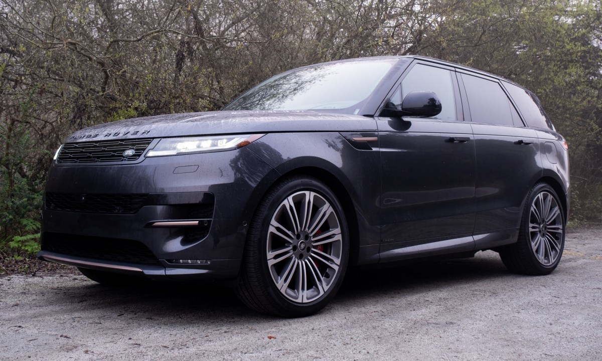 2025 Range Rover Sport front angled view