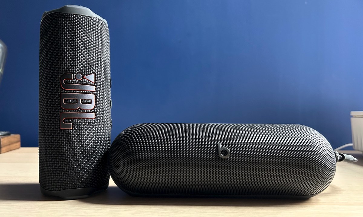 JBL Flip 7 and Beats Pill.