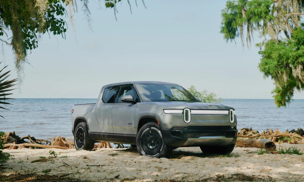 rivian unmapped roads gen2 r1t gallery image 0 24fce4